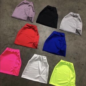 Baddieville red riri slit skirt